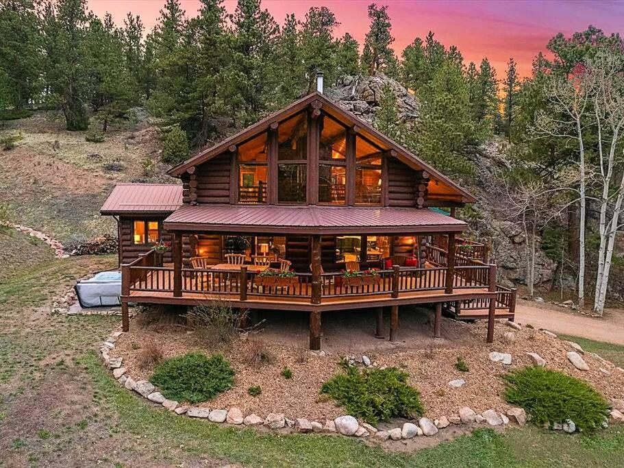 فيلا Classic Log Cabin Near Rocky Mountain National Park And Near Skiing ليونز المظهر الخارجي الصورة